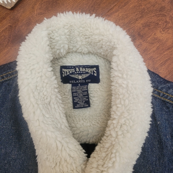 Jacket - Picture 4 of 4